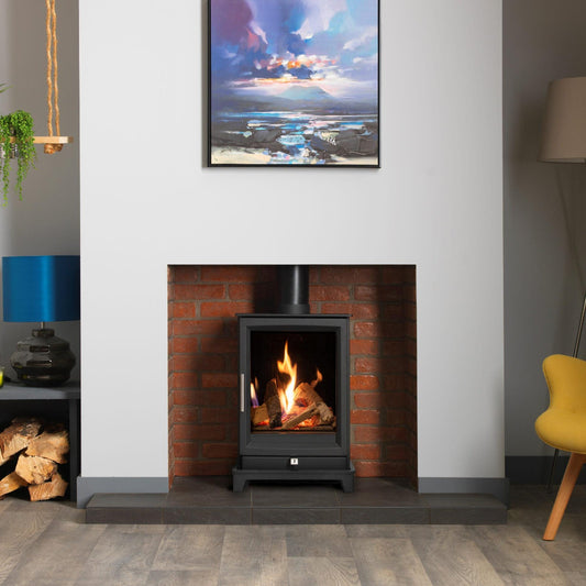 Charlton & Jenrick  Paragon Edge Conventional Flue NG Stove